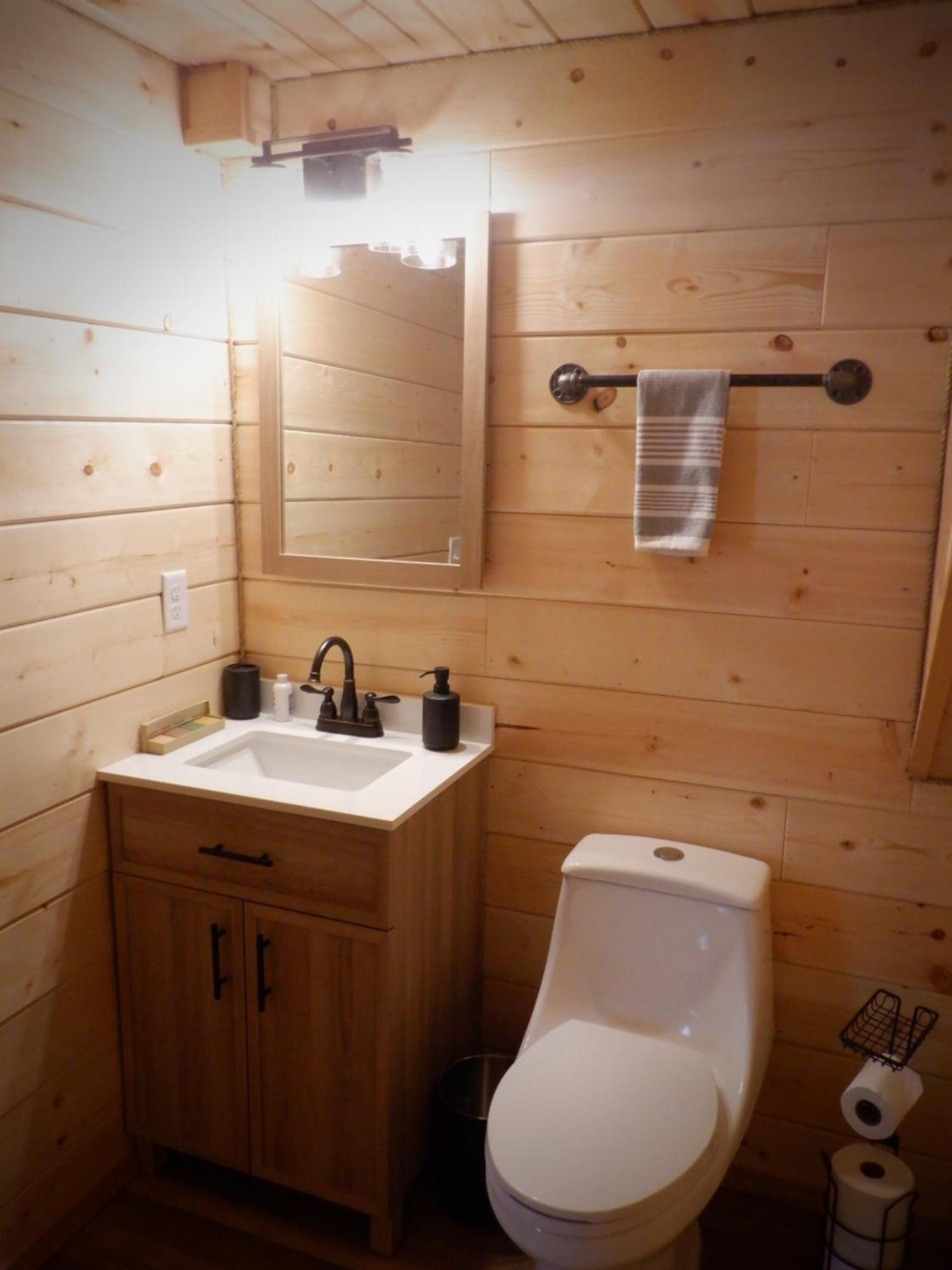 Trapper Creek Lucky Guesthouse المظهر الخارجي الصورة