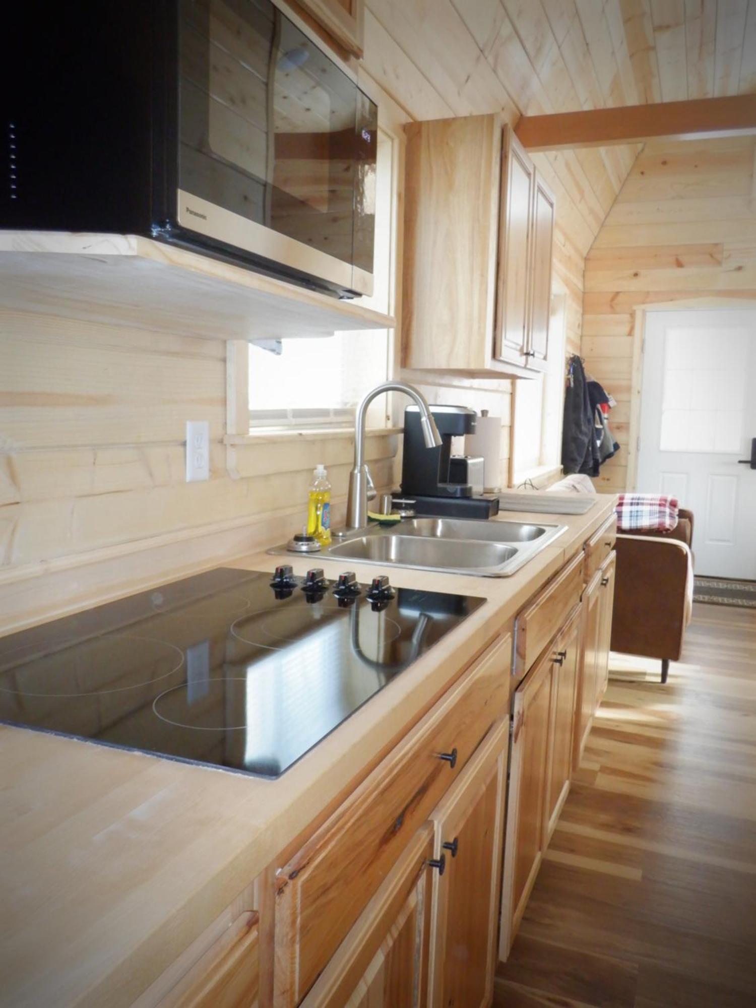 Trapper Creek Lucky Guesthouse المظهر الخارجي الصورة